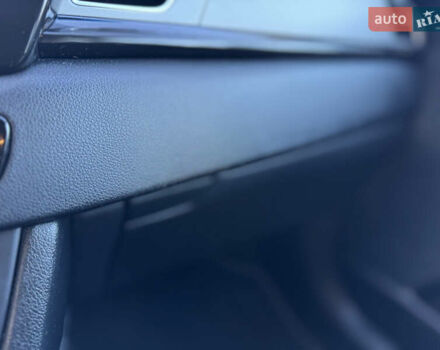 Белый Киа Niro, объемом двигателя 0 л и пробегом 147 тыс. км за 18500 $, фото 30 на Automoto.ua