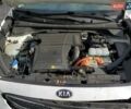 Киа Niro 2019 в Львове на Automoto.ua Белый Киа Niro, объемом двигателя 1.58 л и пробегом 86 тыс. км за 3500 $, фото 11 на Automoto.ua