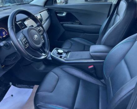 Білий Кіа Niro, об'ємом двигуна 0 л та пробігом 31 тис. км за 13900 $, фото 8 на Automoto.ua