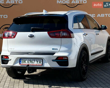Белый Киа Niro, объемом двигателя 0 л и пробегом 68 тыс. км за 18850 $, фото 7 на Automoto.ua
