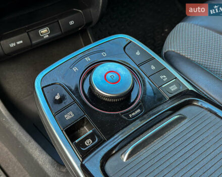 Білий Кіа Niro, об'ємом двигуна 0 л та пробігом 204 тис. км за 17800 $, фото 70 на Automoto.ua