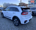 Белый Киа Niro, объемом двигателя 0 л и пробегом 210 тыс. км за 15900 $, фото 6 на Automoto.ua