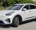 Белый Киа Niro, объемом двигателя 0 л и пробегом 162 тыс. км за 17300 $, фото 1 на Automoto.ua