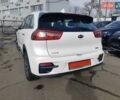 Белый Киа Niro, объемом двигателя 0 л и пробегом 105 тыс. км за 17555 $, фото 5 на Automoto.ua