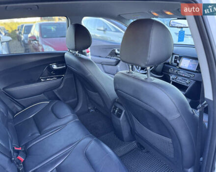 Белый Киа Niro, объемом двигателя 0 л и пробегом 210 тыс. км за 15900 $, фото 49 на Automoto.ua