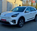 Белый Киа Niro, объемом двигателя 0 л и пробегом 135 тыс. км за 16999 $, фото 1 на Automoto.ua