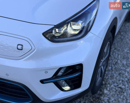 Белый Киа Niro, объемом двигателя 0 л и пробегом 210 тыс. км за 15900 $, фото 23 на Automoto.ua