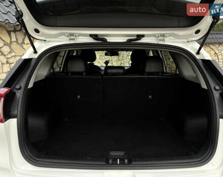 Белый Киа Niro, объемом двигателя 0 л и пробегом 100 тыс. км за 18999 $, фото 59 на Automoto.ua