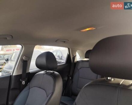 Белый Киа Niro, объемом двигателя 0 л и пробегом 105 тыс. км за 17555 $, фото 35 на Automoto.ua