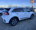 Белый Киа Niro, объемом двигателя 0 л и пробегом 210 тыс. км за 15900 $, фото 16 на Automoto.ua