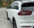 Киа Niro 2019 в Хмельницком на Automoto.ua Белый Киа Niro, объемом двигателя 1.6 л и пробегом 320 тыс. км за 12400 $, фото 4 на Automoto.ua