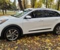 Белый Киа Niro, объемом двигателя 1.58 л и пробегом 191 тыс. км за 17300 $, фото 4 на Automoto.ua