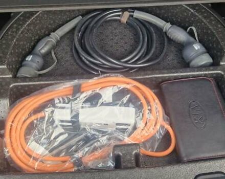 Киа Niro 2019 в Дубно на Automoto.ua Белый Киа Niro, объемом двигателя 0 л и пробегом 173 тыс. км за 17400 $, фото 13 на Automoto.ua