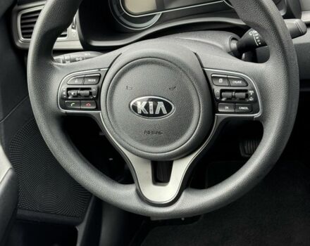 Киа Niro 2019 в Хмельницком на Automoto.ua Белый Киа Niro, объемом двигателя 1.6 л и пробегом 320 тыс. км за 12400 $, фото 22 на Automoto.ua