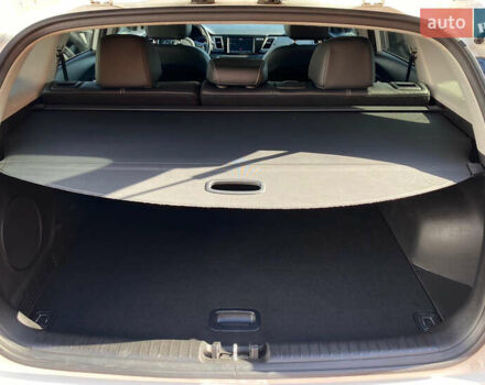 Белый Киа Niro, объемом двигателя 0 л и пробегом 70 тыс. км за 18850 $, фото 28 на Automoto.ua