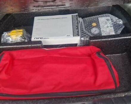 Киа Niro 2019 в Дубно на Automoto.ua Белый Киа Niro, объемом двигателя 0 л и пробегом 173 тыс. км за 17400 $, фото 14 на Automoto.ua