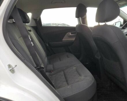 Білий Кіа Niro, об'ємом двигуна 1.6 л та пробігом 86 тис. км за 4100 $, фото 10 на Automoto.ua