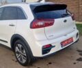 Киа Niro 2019 в Дубно на Automoto.ua Белый Киа Niro, объемом двигателя 0 л и пробегом 173 тыс. км за 17400 $, фото 5 на Automoto.ua