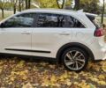 Белый Киа Niro, объемом двигателя 1.6 л и пробегом 125 тыс. км за 17300 $, фото 1 на Automoto.ua