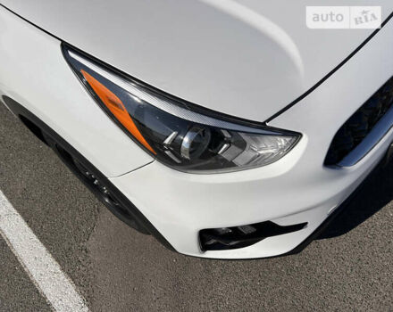 Киа Niro 2019 в Киеве на Automoto.ua Белый Киа Niro, объемом двигателя 1.59 л и пробегом 51 тыс. км за 19500 $, фото 7 на Automoto.ua