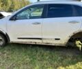 Білий Кіа Niro, об'ємом двигуна 0 л та пробігом 92 тис. км за 7000 $, фото 3 на Automoto.ua