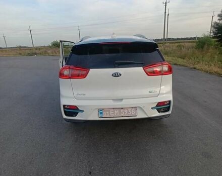 Киа Niro 2019 в Радивилове на Automoto.ua Белый Киа Niro, объемом двигателя 0 л и пробегом 126 тыс. км за 17800 $, фото 7 на Automoto.ua