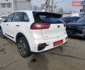 Белый Киа Niro, объемом двигателя 0 л и пробегом 105 тыс. км за 17555 $, фото 4 на Automoto.ua