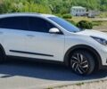 Белый Киа Niro, объемом двигателя 0 л и пробегом 199 тыс. км за 20000 $, фото 2 на Automoto.ua