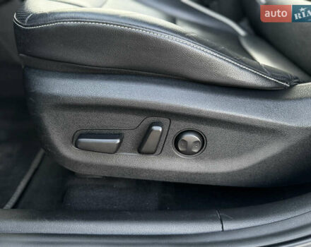 Білий Кіа Niro, об'ємом двигуна 0 л та пробігом 74 тис. км за 18700 $, фото 22 на Automoto.ua