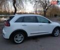 Білий Кіа Niro, об'ємом двигуна 0 л та пробігом 210 тис. км за 17600 $, фото 19 на Automoto.ua