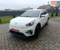 Белый Киа Niro, объемом двигателя 0 л и пробегом 127 тыс. км за 17400 $, фото 1 на Automoto.ua