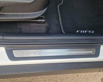 Киа Niro 2019 в Дубно на Automoto.ua Белый Киа Niro, объемом двигателя 0 л и пробегом 173 тыс. км за 17400 $, фото 31 на Automoto.ua