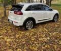 Белый Киа Niro, объемом двигателя 1.58 л и пробегом 191 тыс. км за 17300 $, фото 5 на Automoto.ua