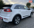 Киа Niro 2019 в Луцке на Automoto.ua Белый Киа Niro, объемом двигателя 1.58 л и пробегом 212 тыс. км за 15999 $, фото 6 на Automoto.ua