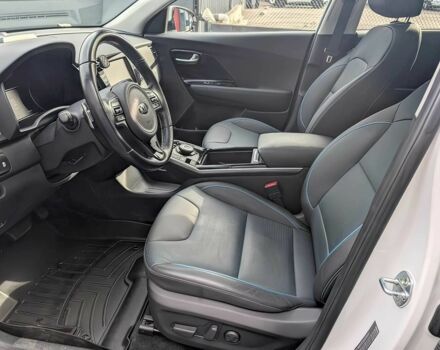 Белый Киа Niro, объемом двигателя 0 л и пробегом 39 тыс. км за 8700 $, фото 7 на Automoto.ua