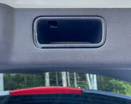 Білий Кіа Niro, об'ємом двигуна 0 л та пробігом 164 тис. км за 13500 $, фото 10 на Automoto.ua