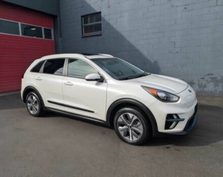 Білий Кіа Niro, об'ємом двигуна 0 л та пробігом 42 тис. км за 9800 $, фото 2 на Automoto.ua