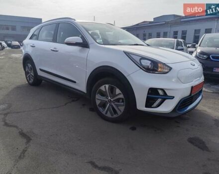 Белый Киа Niro, объемом двигателя 0 л и пробегом 105 тыс. км за 17555 $, фото 13 на Automoto.ua