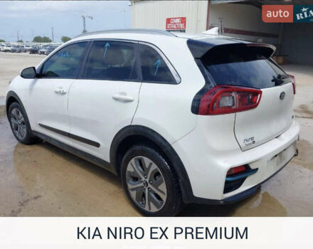 Білий Кіа Niro, об'ємом двигуна 0 л та пробігом 112 тис. км за 14300 $, фото 1 на Automoto.ua