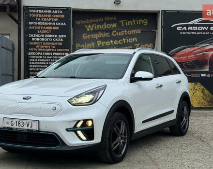 Білий Кіа Niro, об'ємом двигуна 0 л та пробігом 124 тис. км за 16999 $, фото 8 на Automoto.ua