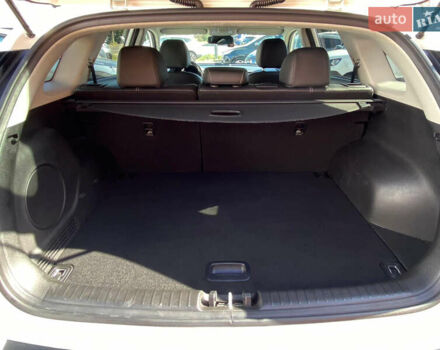 Белый Киа Niro, объемом двигателя 0 л и пробегом 70 тыс. км за 18850 $, фото 26 на Automoto.ua