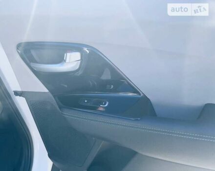 Белый Киа Niro, объемом двигателя 0 л и пробегом 115 тыс. км за 22000 $, фото 24 на Automoto.ua
