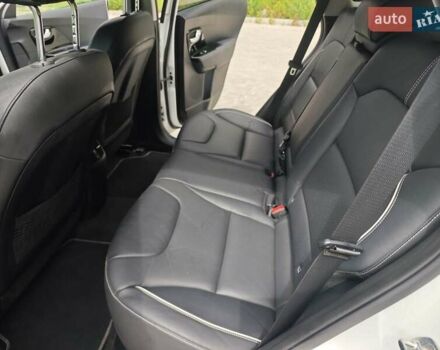 Белый Киа Niro, объемом двигателя 0 л и пробегом 162 тыс. км за 17300 $, фото 49 на Automoto.ua