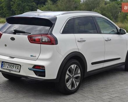 Белый Киа Niro, объемом двигателя 0 л и пробегом 162 тыс. км за 17300 $, фото 11 на Automoto.ua