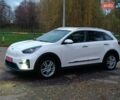 Білий Кіа Niro, об'ємом двигуна 0 л та пробігом 210 тис. км за 17600 $, фото 22 на Automoto.ua