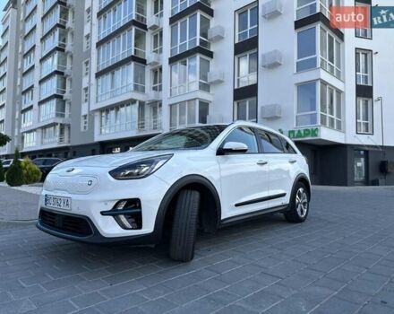 Белый Киа Niro, объемом двигателя 0 л и пробегом 145 тыс. км за 19700 $, фото 8 на Automoto.ua