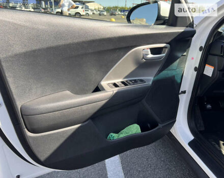 Киа Niro 2019 в Киеве на Automoto.ua Белый Киа Niro, объемом двигателя 1.59 л и пробегом 51 тыс. км за 19500 $, фото 12 на Automoto.ua