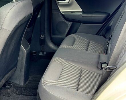 Киа Niro 2019 в Хмельницком на Automoto.ua Белый Киа Niro, объемом двигателя 1.6 л и пробегом 325 тыс. км за 13600 $, фото 12 на Automoto.ua