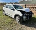 Білий Кіа Niro, об'ємом двигуна 0 л та пробігом 92 тис. км за 7000 $, фото 1 на Automoto.ua