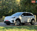 Белый Киа Niro, объемом двигателя 0 л и пробегом 147 тыс. км за 18500 $, фото 1 на Automoto.ua